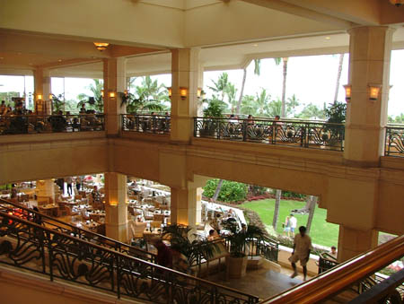 Link to larger image of hotel lobby