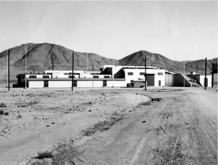 One of a pair of buildings with mirrored floor plans, Building 904 was designed to house Sandia's weapon assembly activities