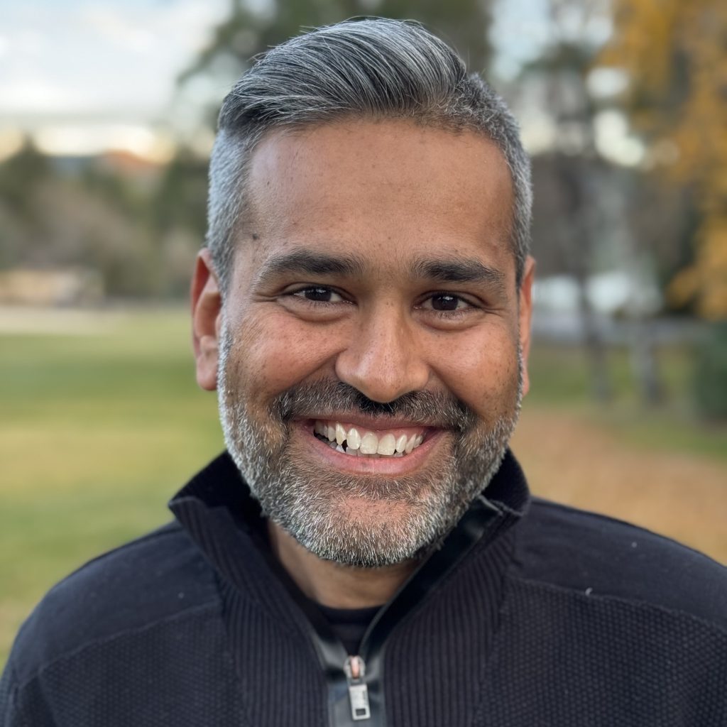 Author profile picture