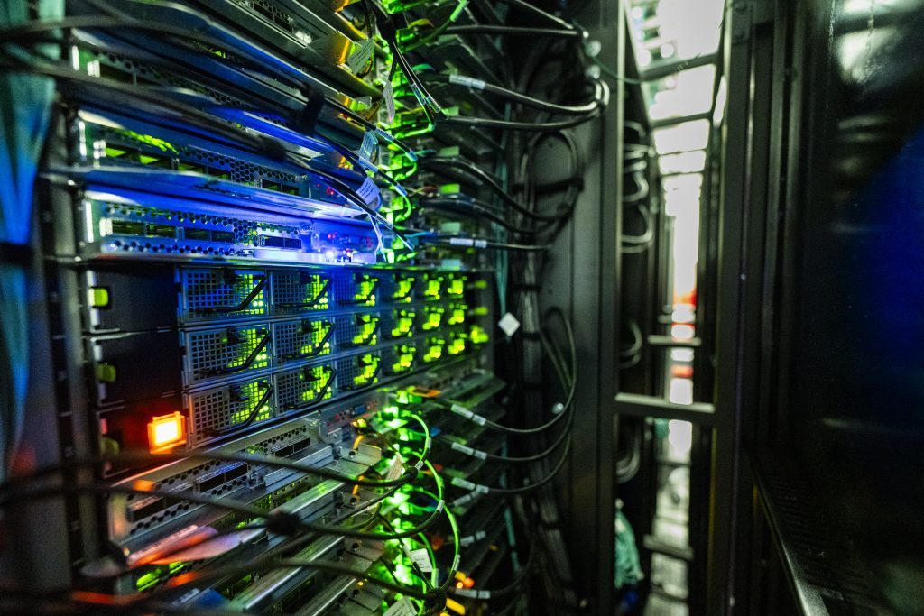 Image of Spectra Vanguard Computer