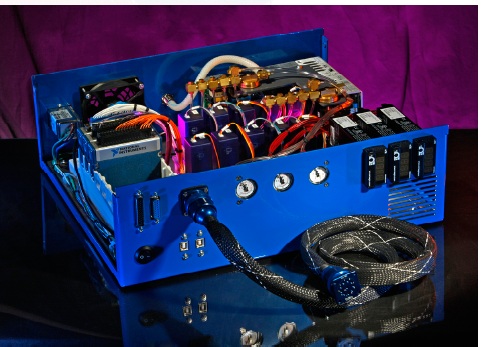 The Sandia-designed and engineered microfluidic device accurately delivers fluids onto chips.
