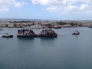 Auxiliary power through a hydrogen fuel cell may soon be piloted on the intra-island transport barge system in Hawaii. The fuel cell will replace the diesel generators used to supply power to containers on the barge. 