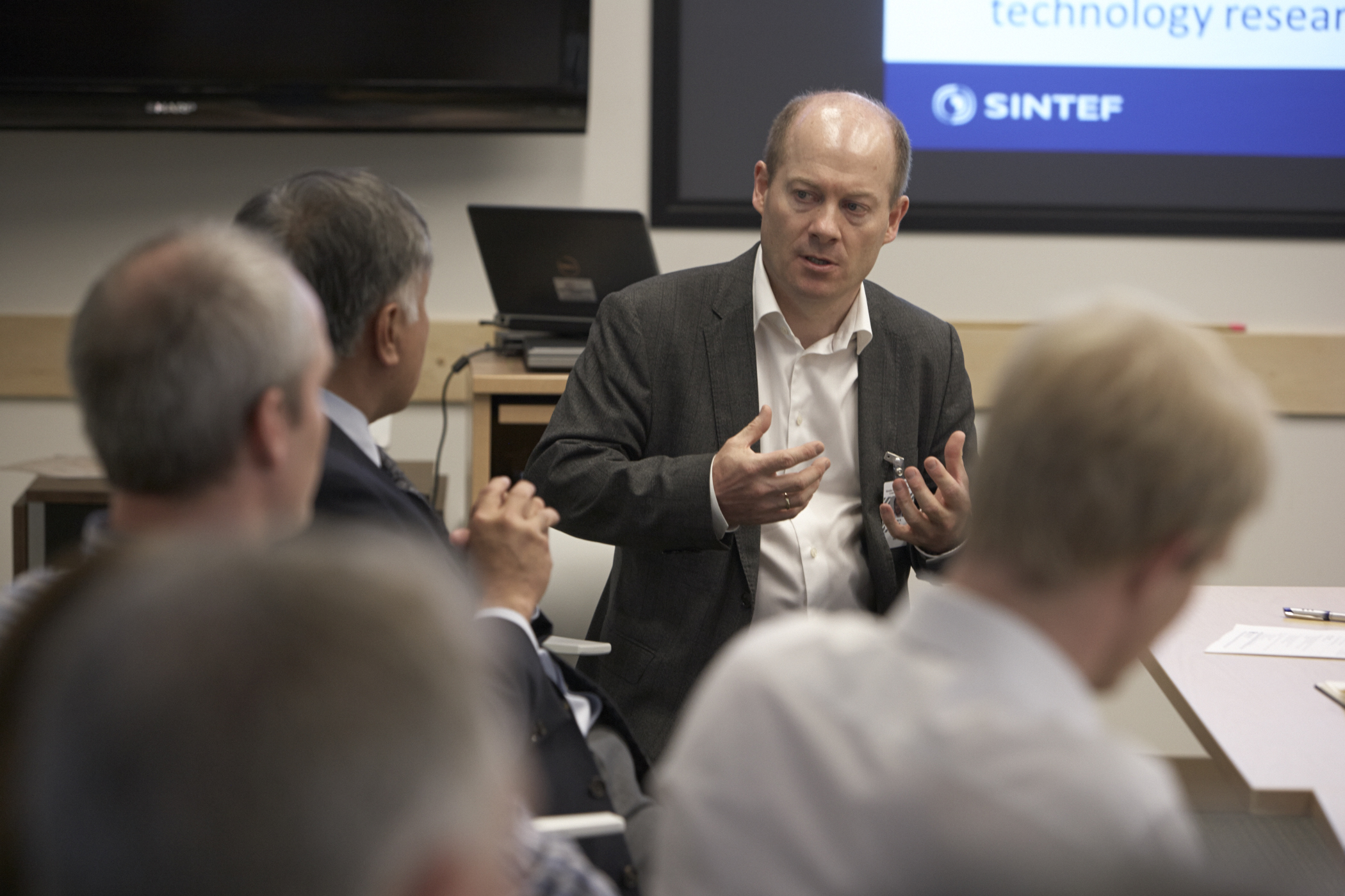 Inge Gran, president of SINTEF Energy Research, visited Sandia National Laboratories recently to discuss an enhancement to SINTEF’s decades-long collaboration with the labs. Under an expanded agreement, the two organizations will now tackle a variety of energy challenges.