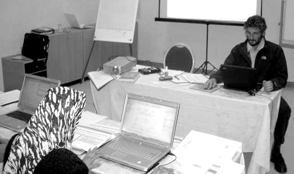 Howard Passell gives a presentation