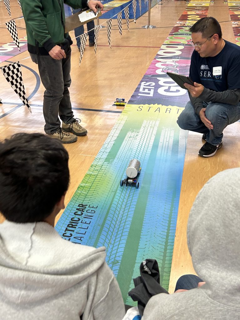 Sandia Labs Integrates AI into New Mexico Electric Car Challenge for Students