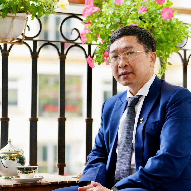 Associate Professor Pham Quang Thai
