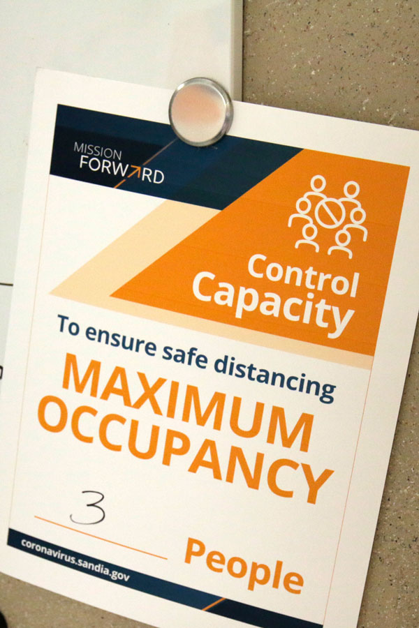 max occupancy sign outside lab