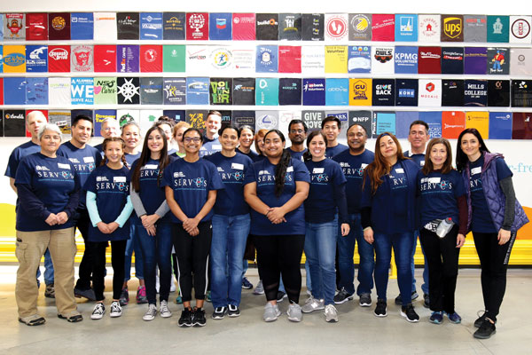 food bank volunteers