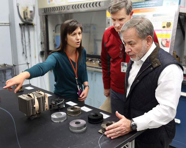 Dan Brouillette visits Sandia's Combustion Research Facility