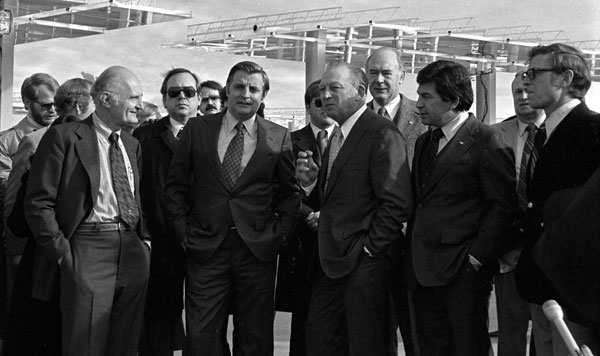 Vice President Walter Mondale visits Sandia's solar research facilities on January 10, 1978