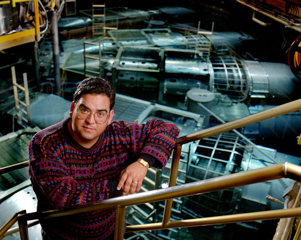 Corporate Photojournalist Randy Montoya at the Z machine in 1998 when the iconic “Arcs and Sparks” photo was taken.