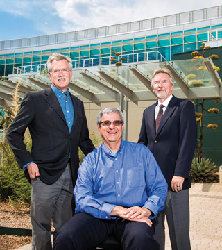 Image of <p>SANDIA researchers, left to right, Jerry Simmons (1120), Ed Cole (1755), and John Rowe (5550) are Sandia’s newest Fellows, joining six others who have earned the distinction since it was instituted in 1986. (Photo by Randy Montoya)</p>