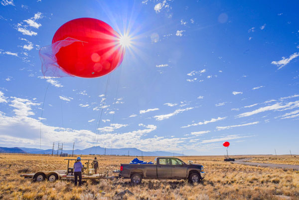 Image of Solar-balloons3_600.jpg