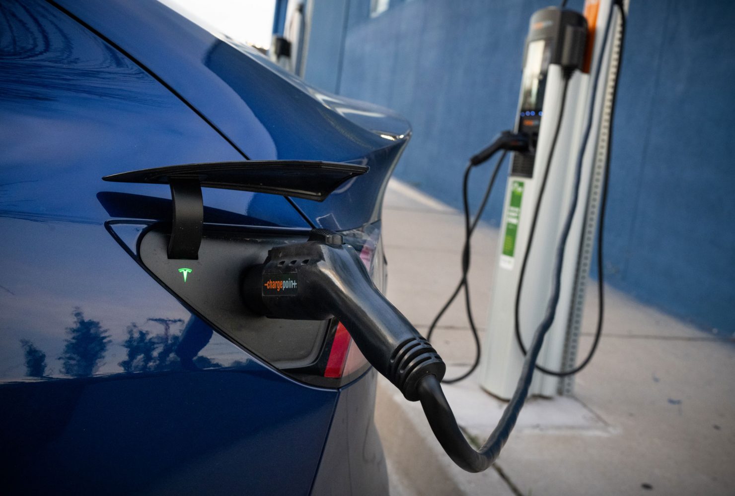Reducing risks from electric vehicle charging infrastructure LabNews
