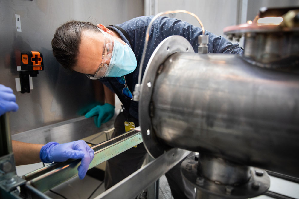 Mechanical engineer harnesses power of the sun to fight climate