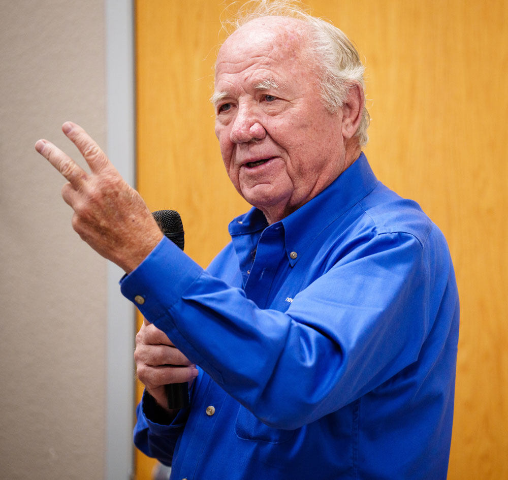 LEADING THE WAY — Sherman McCorkle, chairman of the Sandia Science and Technology Park Development Corp., shares stories of the park’s early beginnings. (Photo by Craig Fritz)