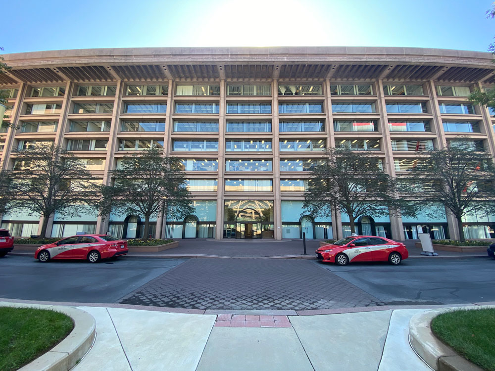 SANDIA SERVES — Sandia’s Washington, D.C., offices are just steps from the DOE headquarters and serve as a home base for those deployed to or visiting the nation’s capital. (Photo by Meagan Brace)
