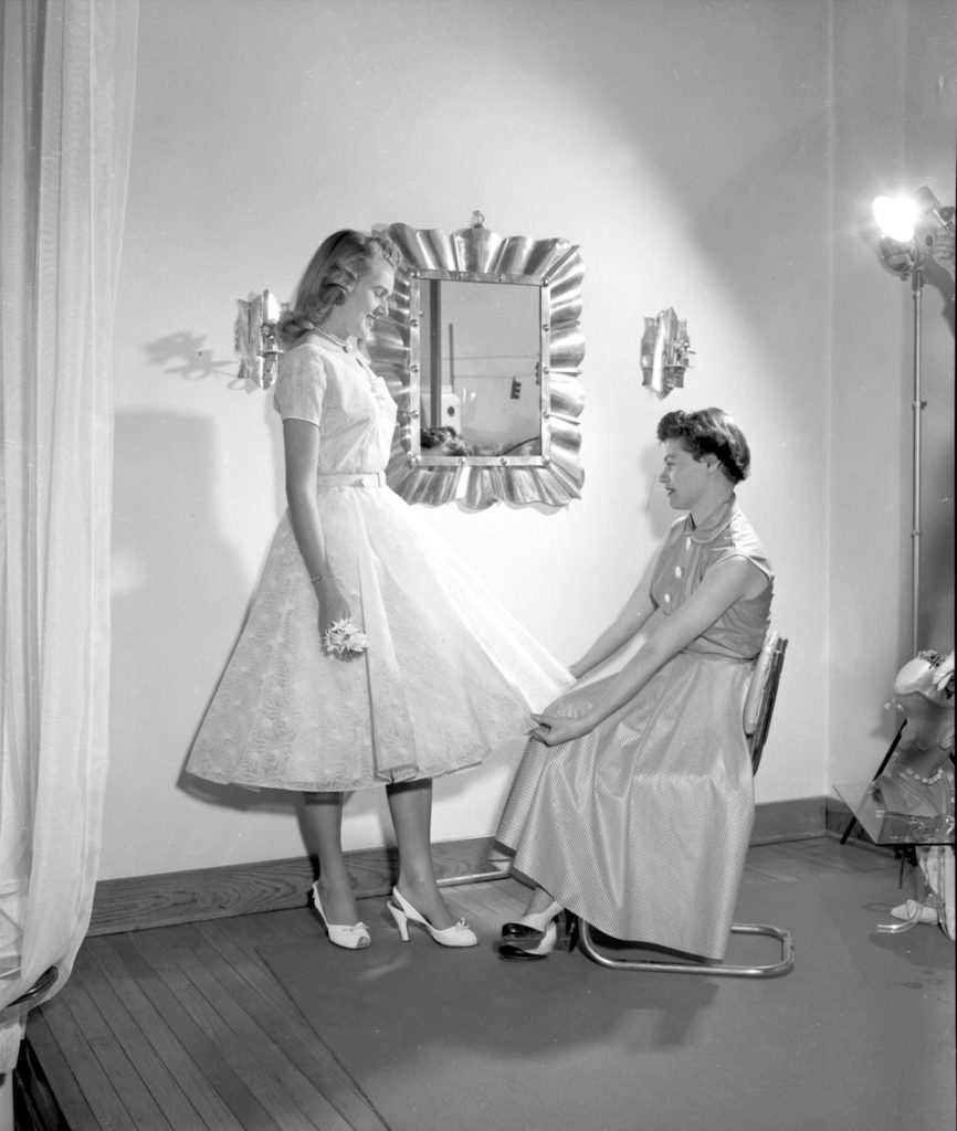 STYLE SHOWCASE — Dresses modeled from a 1954 Mother’s Day Fashion Show. (Photo from the Lab News archives)