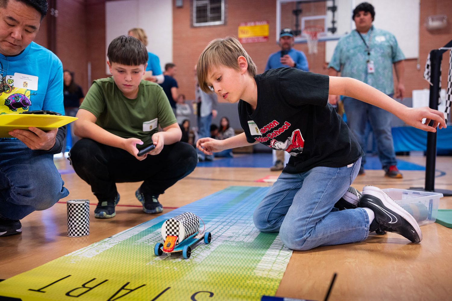 Electric car challenge buzzes with AI – LabNews